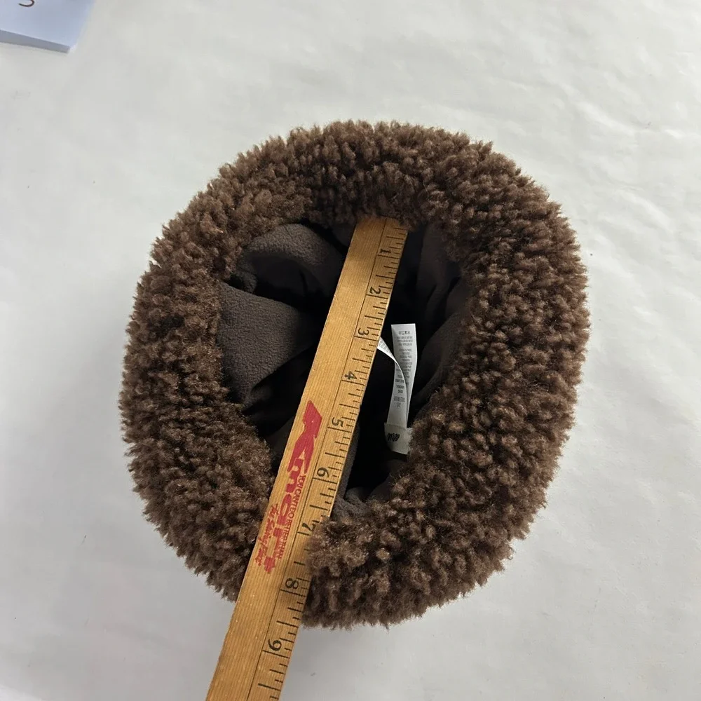 Aerie Faux Fur Trim Ribbed Beanie Hat One Size Brown Gorpcore Winter Cozy Hat